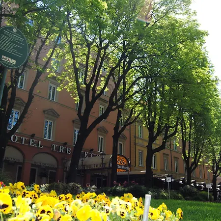 Hotel Zanhotel Tre Vecchi 4*
