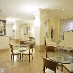 Zanhotel Tre Vecchi Hotel 4*