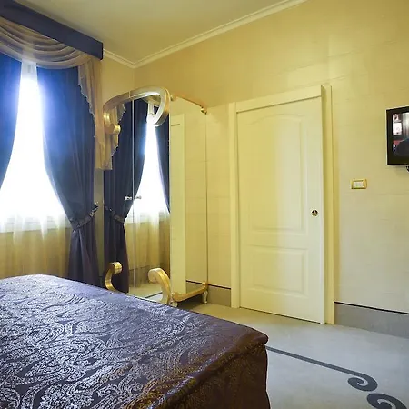 Hotel Zanhotel Tre Vecchi 4*