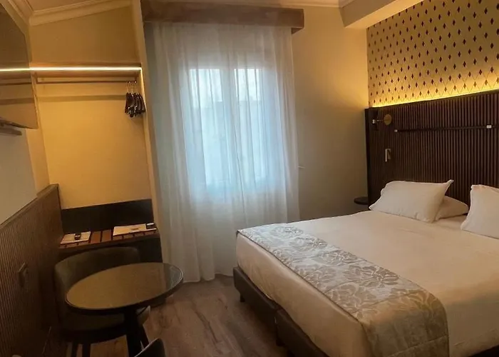 Zanhotel Tre Vecchi Hotel 4*