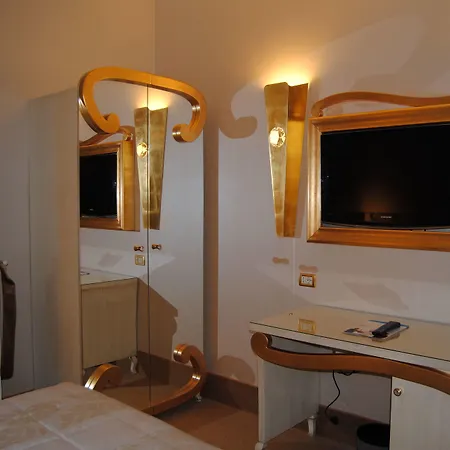 Zanhotel Tre Vecchi Hotell