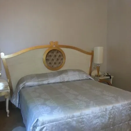 Zanhotel Tre Vecchi 4* Bolonia