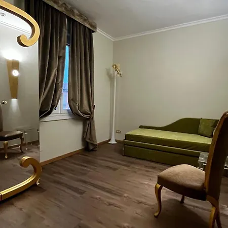 Zanhotel Tre Vecchi فندق