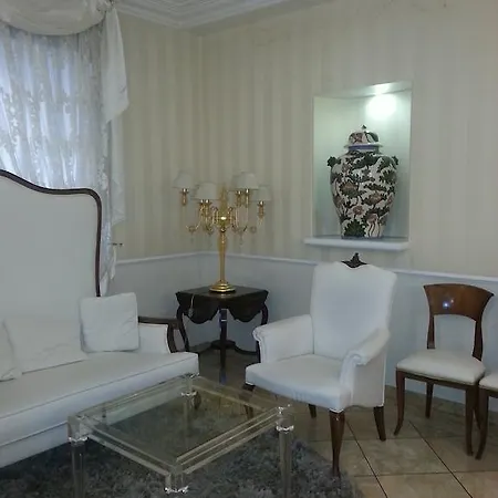 Zanhotel Tre Vecchi فندق 4*